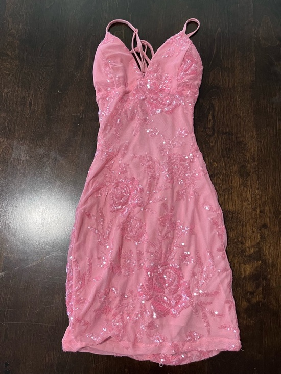 Windsor Dresses & Skirts - Windsor Pink Sequin Floral Prom Dress